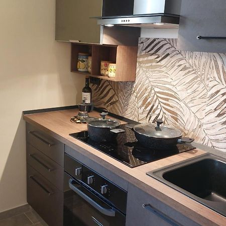 Charming Apartment Lake Front Acquaseria Extérieur photo